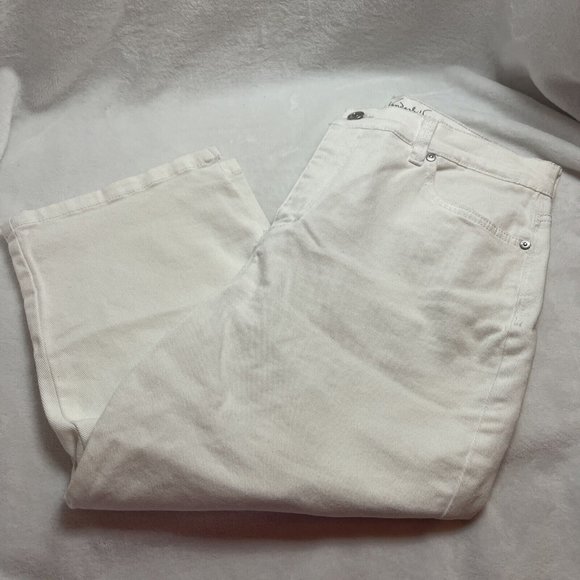 Womens WHITE STUNNING Demin size‎ 8 Gloria Vanderbilt Amanda Skimmer capri 16” - Picture 2 of 12